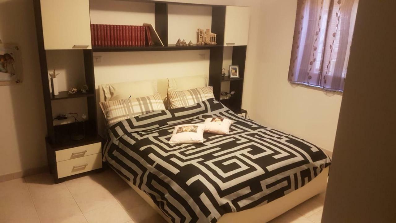 Alma House Lägenhet Porto Torres Exteriör bild