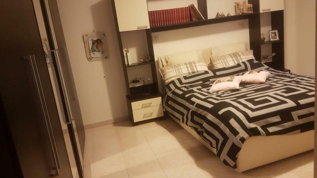 Alma House Lägenhet Porto Torres Exteriör bild
